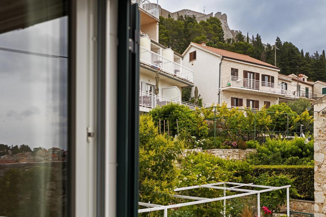 Jesliving Hvar - 2 Bedroom Elegant Apartment With Sea View In Historic Center Of Hvar Town Buitenkant foto