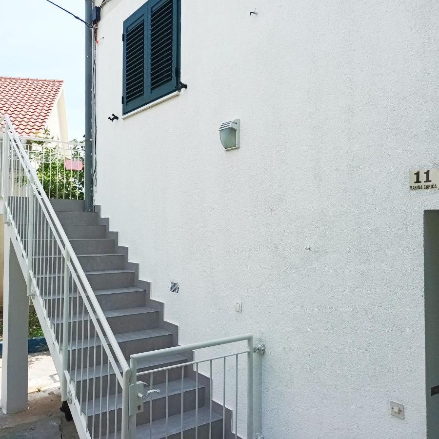 Jesliving Hvar - 2 Bedroom Elegant Apartment With Sea View In Historic Center Of Hvar Town Buitenkant foto